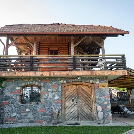 Zidan'ca Rosel Appartamento