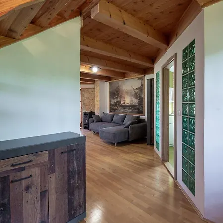 Zidan'ca Rosel * Dolenjske Toplice