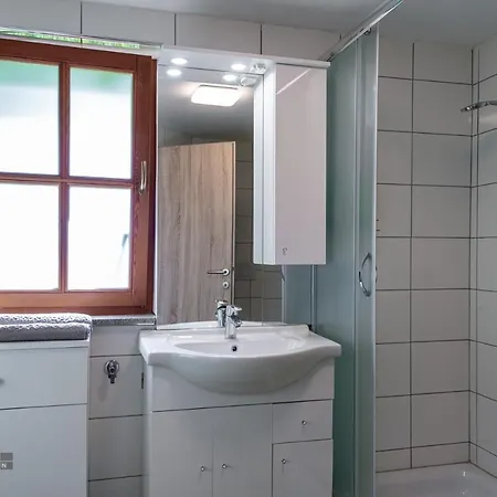 Zidan'ca Rošel Apartamento Dolenjske Toplice