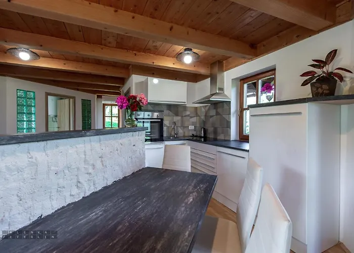 Zidan'ca Rosel דירה *